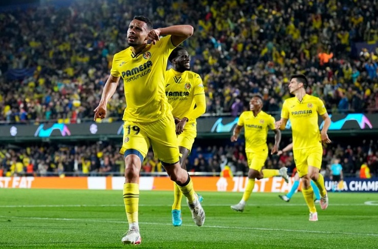 Trước khi hiệp 1 khép lại, Coquelin đánh đầu hiểm hóc nhân đôi cách biệt cho Villarreal và qua đó đưa tổng tỷ số về vạch xuất phát