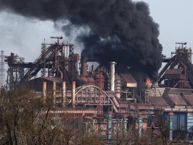 Ukraine: Phòng thủ ở nhà máy Azovstal bị phá, mất liên lạc với lực lượng bên trong