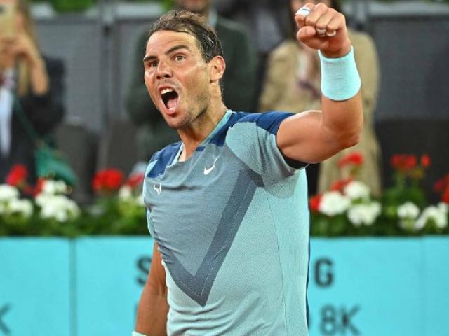 Nadal làm ”ảo thuật” khiến đối thủ lơ là, bóng ra ngoài rồi rơi vào sân