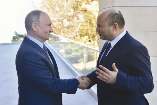 Ông Putin gặp Thủ tướng Israel Naftali Bennett tại Sochi vào năm ngoái.