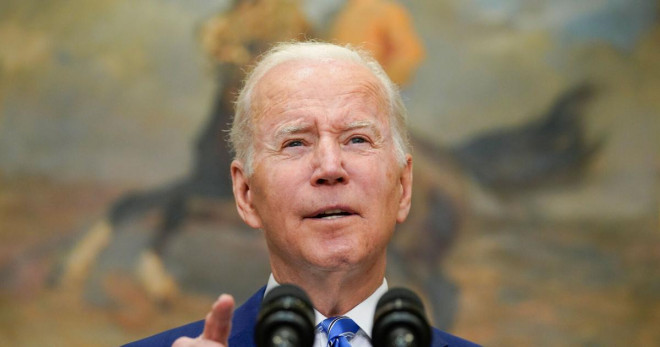 Tổng thống Joe Biden công bố gói hỗ trợ an ninh cho Ukraine. Ảnh: AP