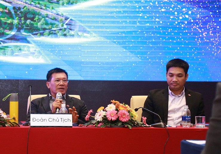 Khối tài sản của ông Nguyễn Thiện Tuấn và con trai Nguyễn Hùng Cường giảm mạnh cùng đà giảm của cổ phiếu nắm giữ