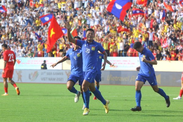 Trực tiếp U23 Singapore - U23 Lào: Vỡ òa bàn gỡ hòa (SEA Games 31) (Hết giờ) - 2