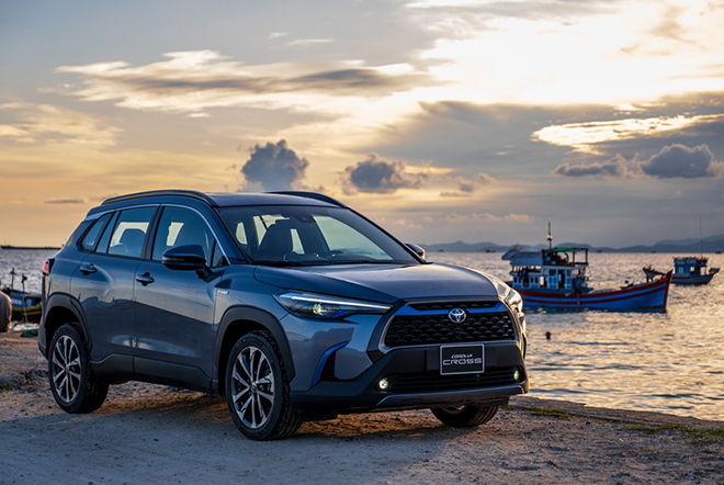 Giá xe Toyota Corolla Cross lăn bánh tháng 5/2022, tăng 16 triệu đồng - 3