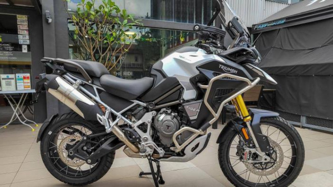 Triumph Tiger 1200 Rally Explorer 2022 chính thức "đặt chân" về Đông Nam Á