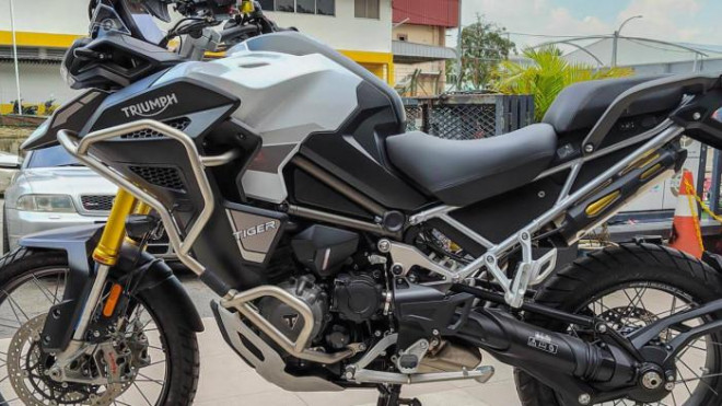 Yên xe Tiger 1200 Rally Explorer có thể điều chỉnh