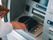 Tin tức trong ngày - Bộ Công an thí điểm rút tiền mặt tại ATM bằng căn cước công dân