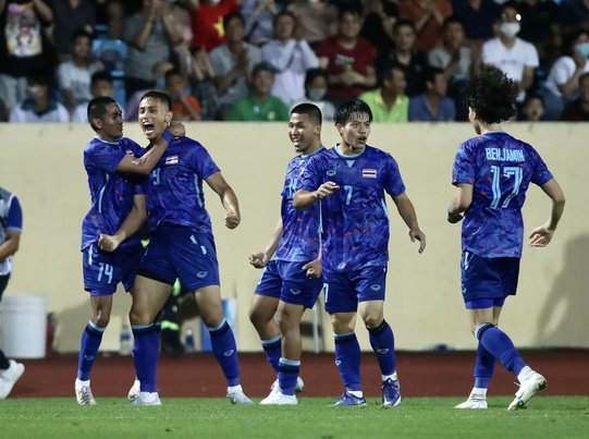 U23 Thái Lan để thua ngược U23 Malaysia trong trận đấu ra quân