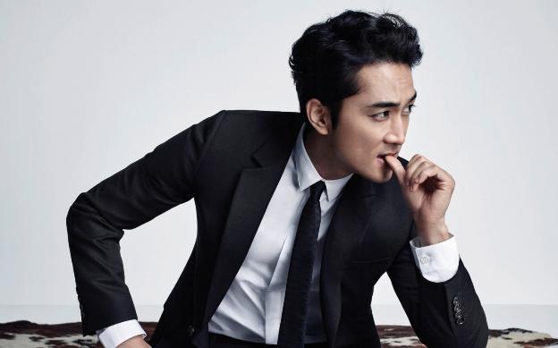 Song Seung Heon nổi tiếng khắp châu Á.