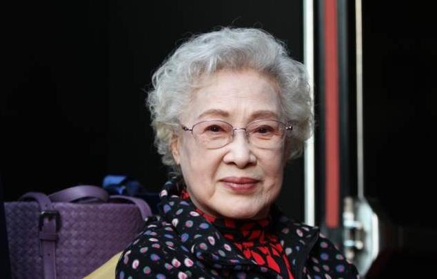 Nữ diễn viên Tần Di qua đời tuổi 100