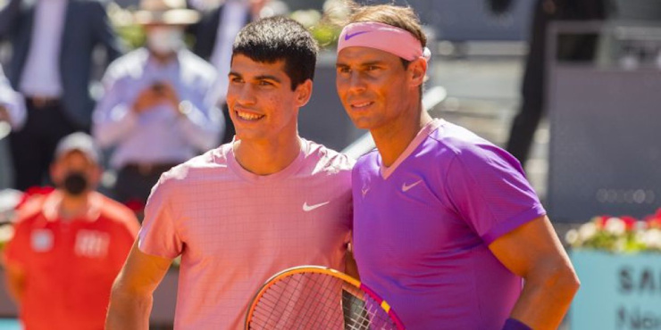Alcaraz (trái) lên hạng 6 thế giới, Nadal có nguy cơ rớt khỏi top 4 sau Rome Open 2022