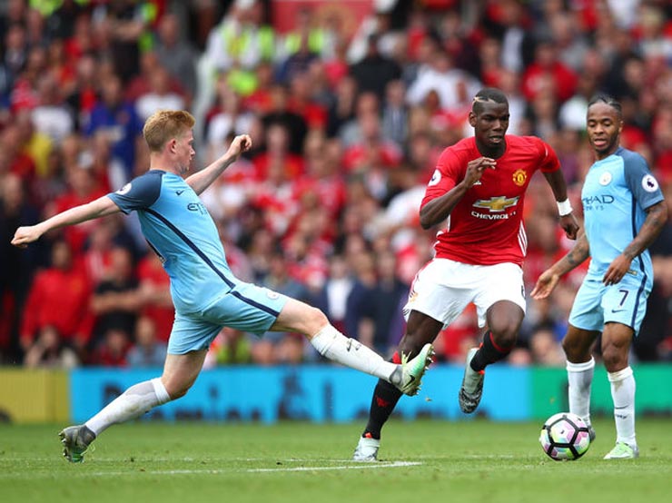 Pep đủ khả năng&nbsp;kết hợp cả Pogba lẫn De Bruyne trong một hàng tiền vệ