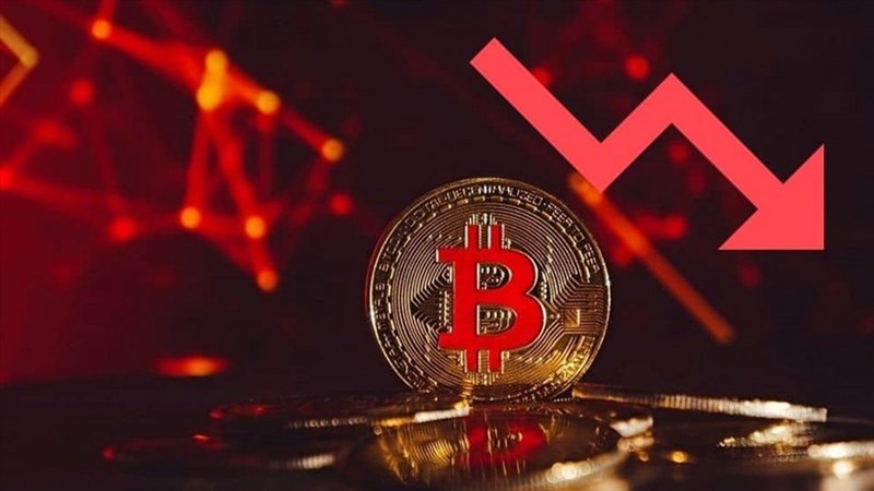 Bitcoin lao dốc mạnh