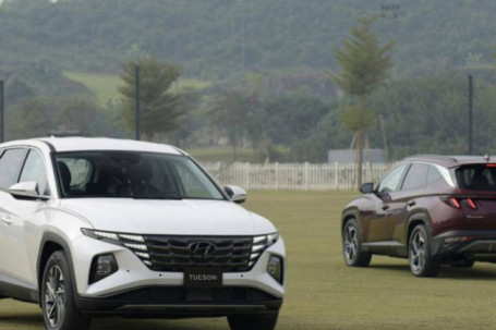 Doanh số xe Hyundai sụt giảm do thiếu linh kiện sản xuất