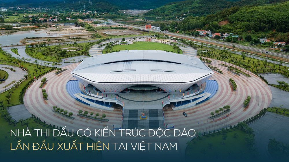 Nhà thi đấu xây dựng trên diện tích gần 150.000m2 tại khu vực phường Đại Yên, cửa ngõ vào thành phố Hạ Long và liền kề bên Quốc lộ 18. Nhà thi đấu được khánh thành năm 2018. Điểm nhấn đặc biệt của công trình chính là hệ thống mái bằng hợp kim uốn lượn theo không gian ba chiều tạo điểm nhấn kiến trúc độc đáo, lần đầu xuất hiện ở Việt Nam.