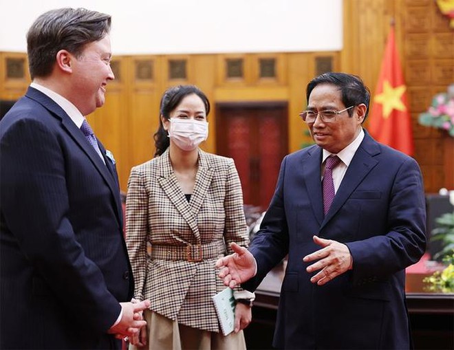 Thủ tướng Chính phủ Phạm Minh Chính và Đại sứ Mỹ tại Việt Nam Marc E. Knapper