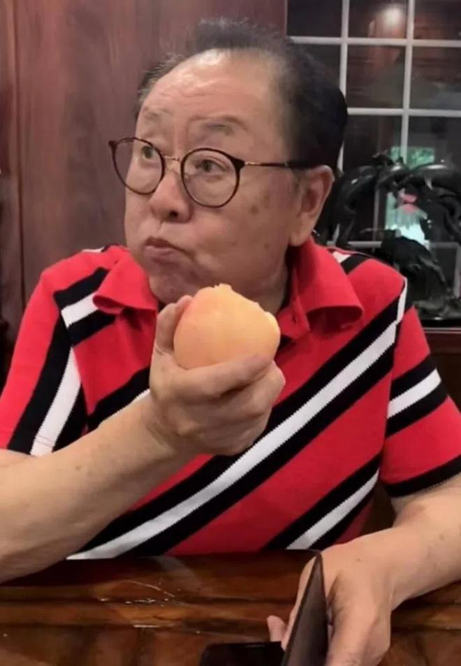 Khác với "sư phụ", Trư Bát Giới ham ăn của Cbiz 76 tuổi vẫn được khen hết lời - 5