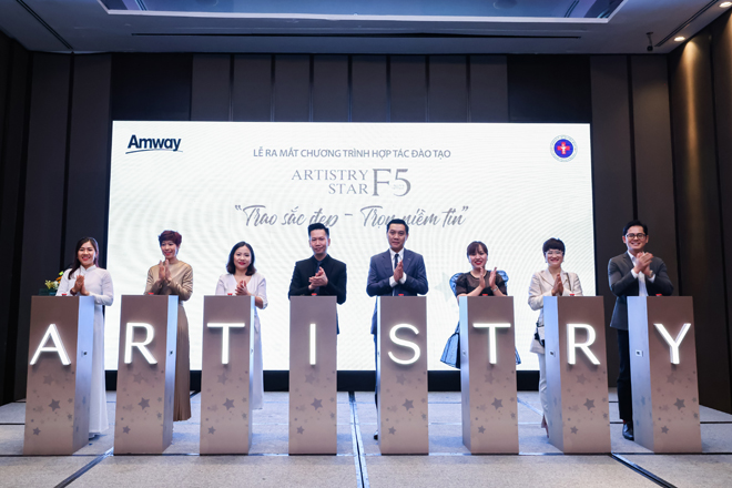 Amway Việt Nam và Trường Cao đẳng Y dược Cộng đồng ra mắt chương trình đào tạo chăm sóc sắc đẹp chuyên sâu - 1