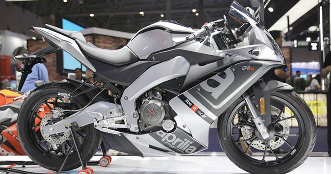 Aprilia GPR250R