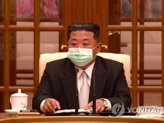 Triều Tiên: 6 người tử vong vì Covid-19, hàng trăm nghìn người bị sốt