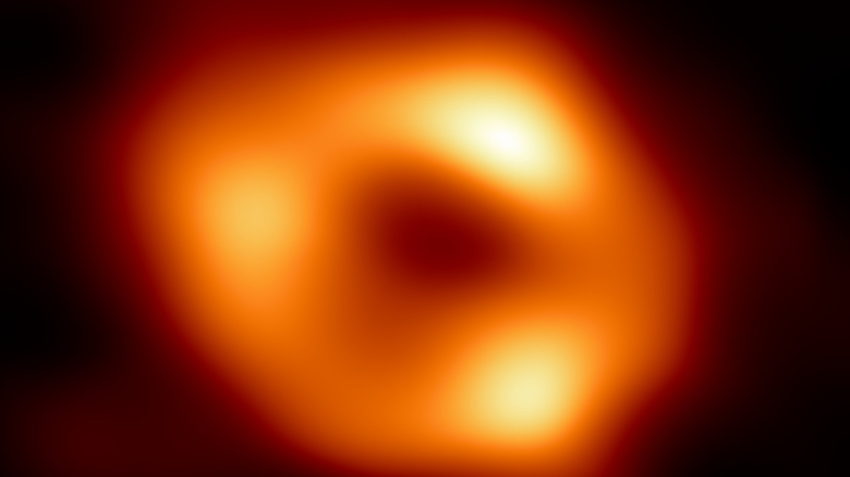 Hình ảnh về hố đen siêu lớn nằm ở trung tâm dải Ngân hà.