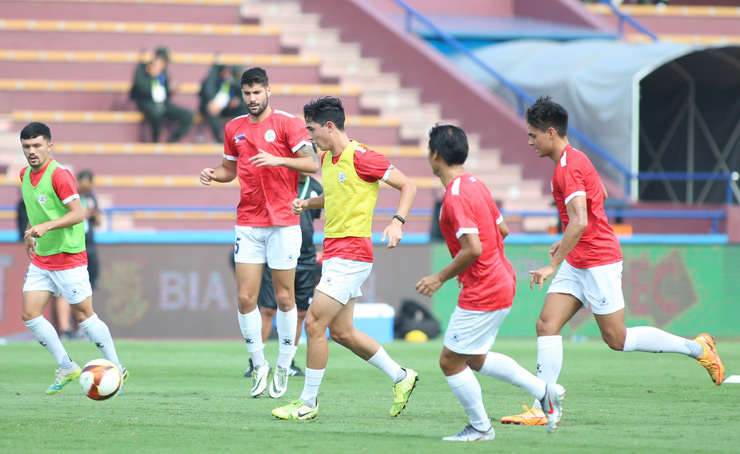 U23 Philiippines "làm nóng" trước trận