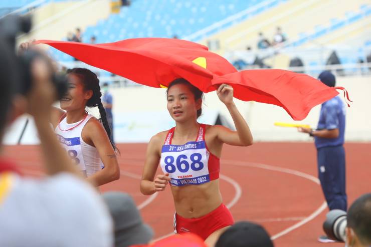 Trực tiếp SEA Games 31 ngày 14/5: Nguyễn Thị Oanh 2 HCV, Thanh Bảo bơi phá kỷ lục SEA Games - 33