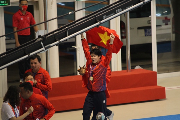 Trực tiếp SEA Games 31 ngày 15/5: Việt Nam hạ Thái Lan, giành HCV Thể thao điện tử - 2