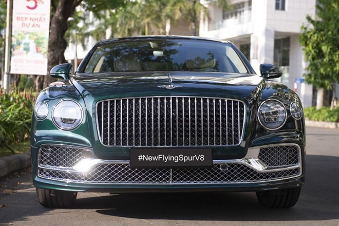 Bentley Flying Spur V8 2022 về Việt Nam, sở hữu màu sơn trị giá hơn nửa tỷ đồng - 3