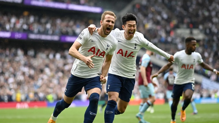 Harry Kane ghi bàn thắng duy nhất trên chấm 11m, giúp Tottenham tạm thời chiếm vị trí thứ 4