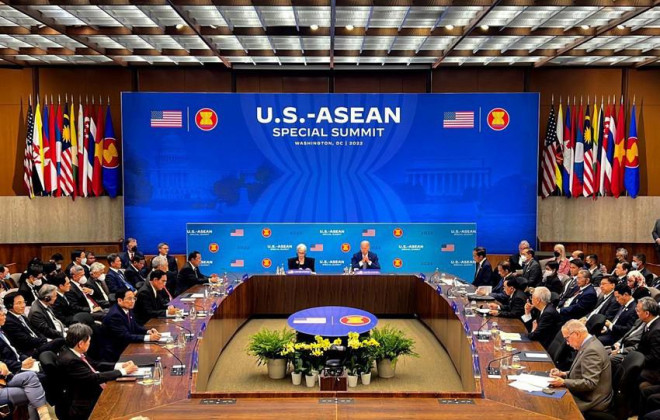 Tổng thống Mỹ Joe Biden hội đàm với lãnh đạo các nước ASEAN. Ảnh: THE STAR