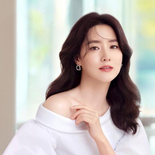 Diễn viên Lee Young-ae.