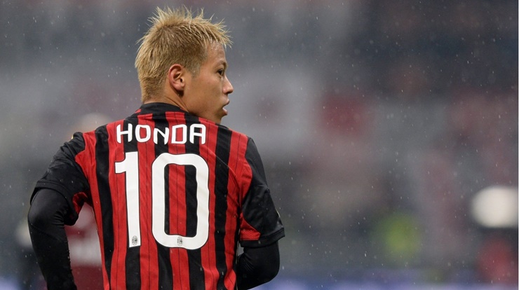 Keisuke Honda sinh&nbsp;ngày 13/6/1986&nbsp;trong một gia đình có truyền thống yêu thích thể thao. Anh trai của Keisuke Honda cũng là một cầu thủ bóng đá.
