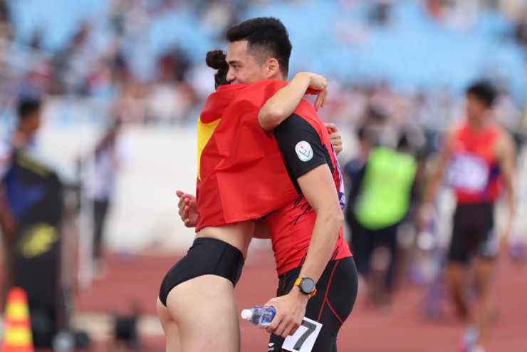 Trực tiếp SEA Games ngày 17/5: Việt Nam vượt 100 HCV, đội bơi 4x200m phá kỷ lục SEA Games - 12