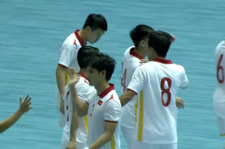 Video futsal Việt Nam - Myanmar: Mưa bàn thắng hiệp 2, quyết chiến Thái Lan tranh HCV (SEA Games 31)
