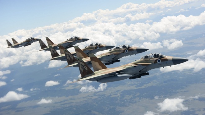 Phi đội tiêm kích F-15I của Israel.