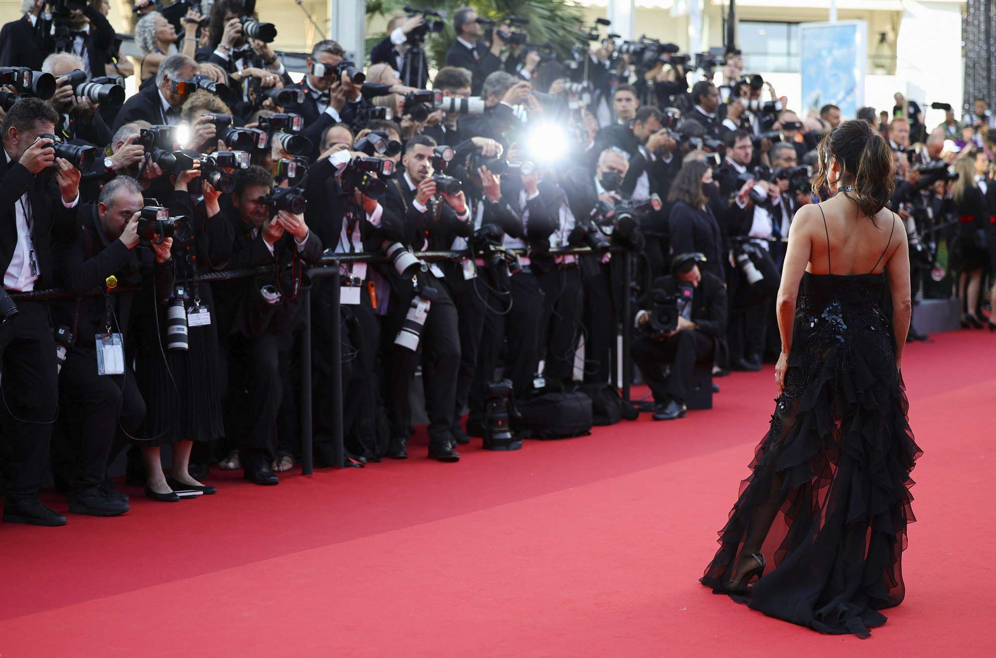 Cannes 2022 đã chính thức được diễn ra sau hơn 2 năm tạm hoãn vì dịch Covid 19.