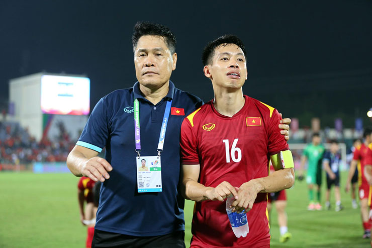 Hùng Dũng xứng đáng là đầu tàu của U23 VN