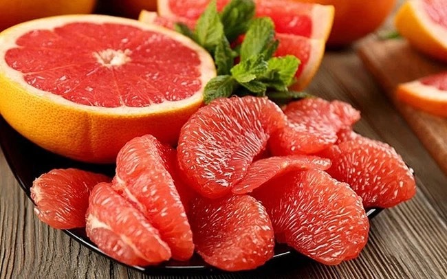 Bưởi giàu vitamin C và chất ô xy hóa.