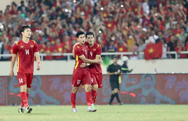 Mạnh Dũng mang về bàn thắng duy nhất cho U23 Việt Nam ở trận chung kết