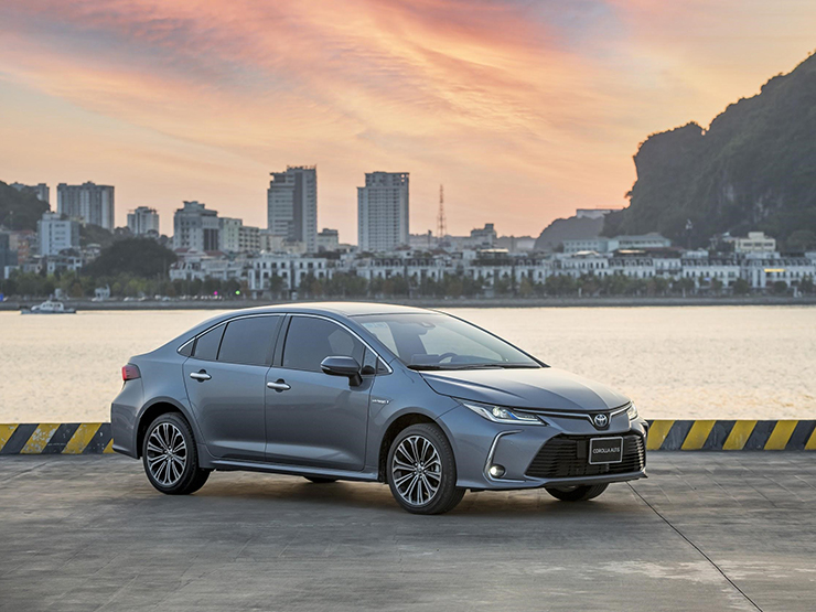 Corolla Altis 2022 – xe Nhật không nhàm chán