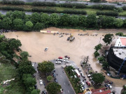 Tin tức trong ngày - Đường phố Hà Nội ngập sâu, ùn tắc khủng khiếp vào sáng đầu tuần