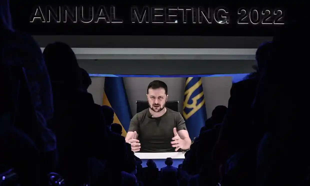 Tổng thống Ukraine Zelensky phát biểu tại Diễn đàn kinh tế Davos (ảnh: Reuters)