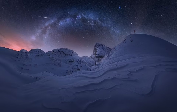 11. Nhiếp ảnh gia Ruben Vela đã chụp được một bức ảnh ấn tượng về tuyết rơi dày đặc trên dãy núi Picos de Europa ở miền bắc Tây Ban Nha. Anh nói rằng, điều kiện lúc đó đã tạo nên một cảnh tượng kỳ diệu khó có thể quên được.
