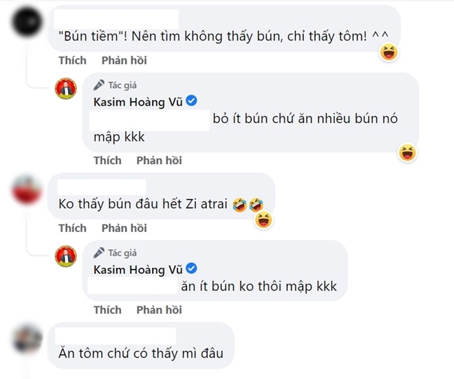 Dân mạng nhận xét bún nhưng chẳng nhìn thấy bún đâu, chỉ thấy tôm to đùng.