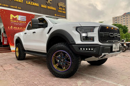 Ford Ranger biển ngũ quý 5 độ ngoại thất Ford F-150 Raptor