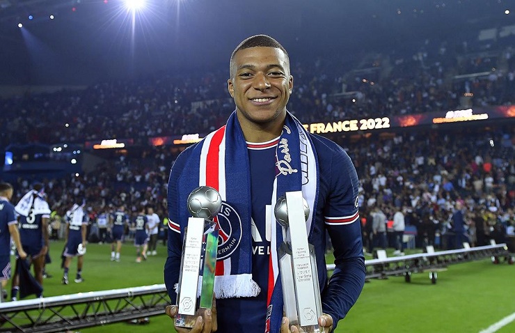 Mbappe vừa là Vua phá lưới vừa là Cầu thủ xuất sắc nhất Ligue 1 mùa vừa qua