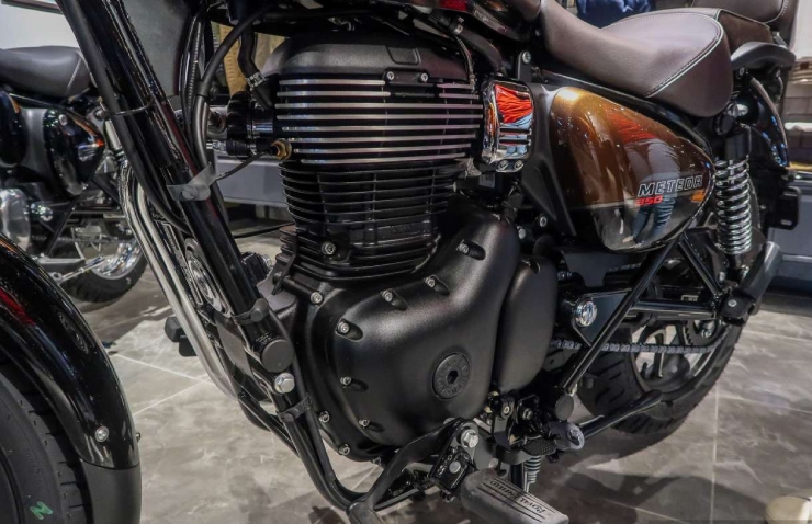 Ngất ngây ngắm xế nổ 2022 Royal Enfield Classic 350 và Meteor 350 - 13