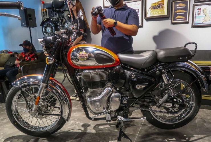 Ngất ngây ngắm xế nổ 2022 Royal Enfield Classic 350 và Meteor 350 - 3