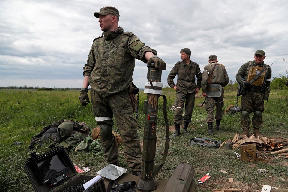 Binh sĩ Nga ở Donbass (ảnh: Reuters)